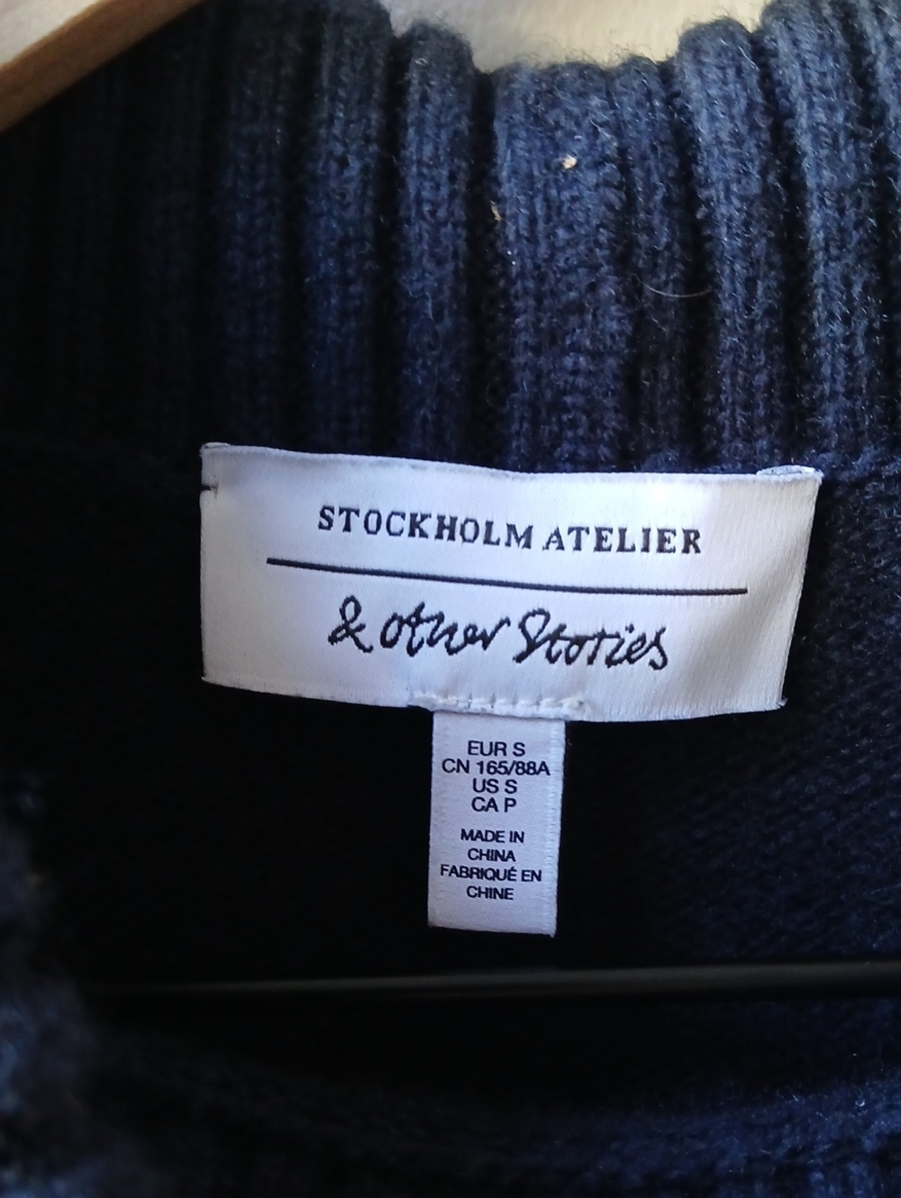 & Other Stories Mock Neck Wool Sweater Navy Blue Women's Small - Picture 4 of 6